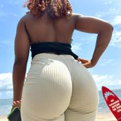 KATEY Abidjan escort