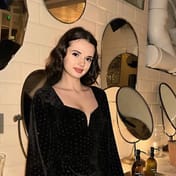 Margo Paris escort