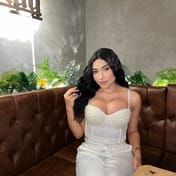 Martina Nassau escort
