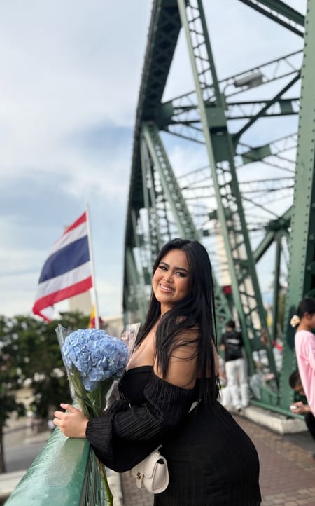 Samita Masqat escort