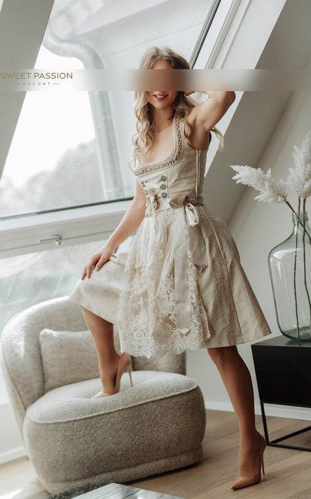 Laura Munich escort
