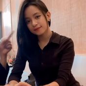 Ling Jakarta Raya escort