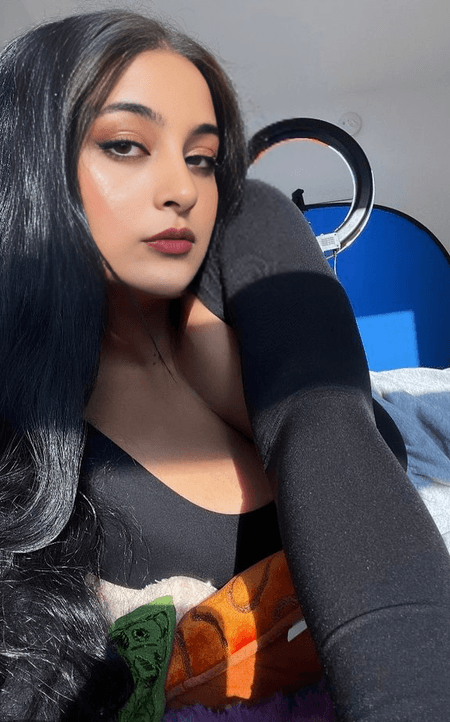 Neha Naughtyscorts Maharashtra escort