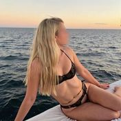 Amelia Moore Perth escort